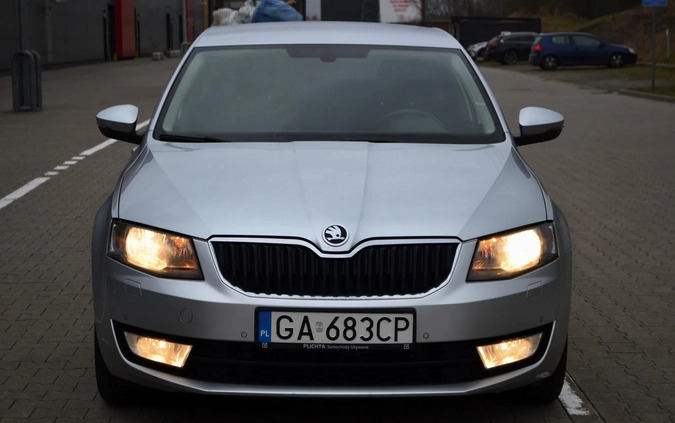 Skoda Octavia cena 34999 przebieg: 275000, rok produkcji 2014 z Gdańsk małe 781